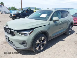 2023 Volvo XC40 Plus Bright Theme with VIN YV4L12UNXP2930656, listed as a IAAI auction lot 42524396 with 58,185 mi miles and . Bid and sale history available at DreamBid. Image 17.