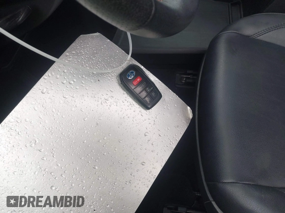 2021 Toyota Sienna XSE with VIN 5TDXRKEC5MS020539, listed as a IAAI auction lot 41569311 with 86,902 mi miles and . Bid and sale history available at DreamBid. Image 11.