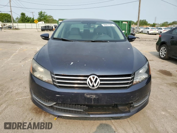 2012 Volkswagen Passat SE z VIN 1VWBH7A35CC048712, wystawiony jako Copart lot #58867305 z przebiegiem 162 954 mil mil oraz Czysty tytuł • Clean title. Historia ofert i sprzedaży dostępna na DreamBid. Obrazek 5.