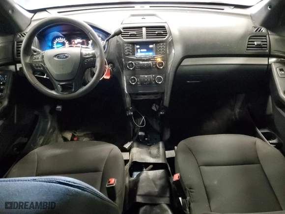 2019 Ford Police Interceptor Utility with VIN 1FM5K8AT8KGB15703, listed as a Copart auction lot 76998894 with 104,702 mi miles and Clean Title. Bid and sale history available at carsss.com. Image 8.