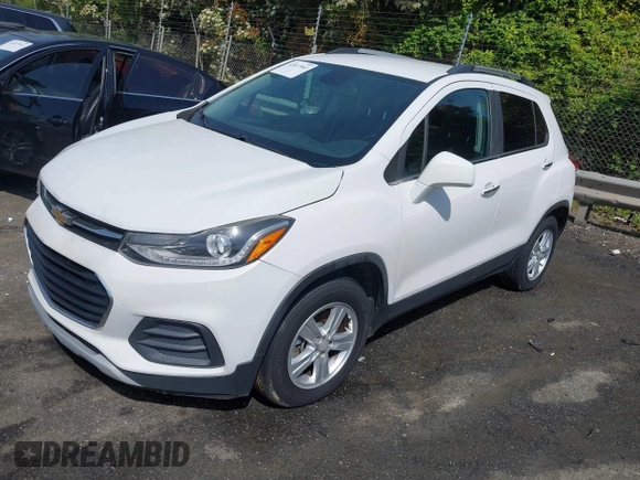 2017 Chevrolet Trax LT with VIN 3GNCJLSB3HL271229, listed as a IAAI auction lot 42011903 with 140,465 mi miles. Bid and sale history available at carsss.com. Image 18.