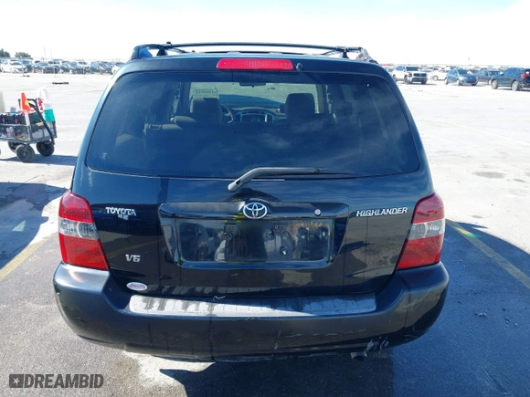 2006 Toyota Highlander with VIN JTEGP21A560111287, listed as a IAAI auction lot 41392554 with 171,024 mi miles. Bid and sale history available at carsss.com. Image 17.