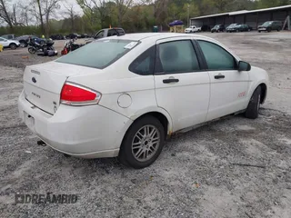 2011 Ford Focus SE with VIN 1FAHP3FN1BW149610, listed as a IAAI auction lot 41959056 with 188,872 mi miles. Bid and sale history available at carsss.com. Image 4.