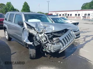 2016 Jeep Patriot Latitude with VIN 1C4NJRFB2GD714425, listed as a IAAI auction lot 42258753 with 119,655 mi miles and . Bid and sale history available at DreamBid. Image 6.