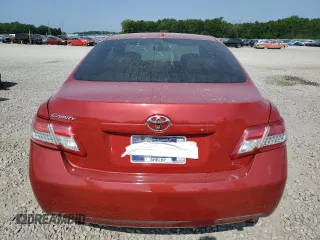 2011 Toyota Camry LE z VIN 4T4BF3EKXBR097272, wystawiony jako Copart lot #59220845 z przebiegiem Nie podano mil oraz Szkoda całkowita • Salvage title. Historia ofert i sprzedaży dostępna na DreamBid. Obrazek 6.