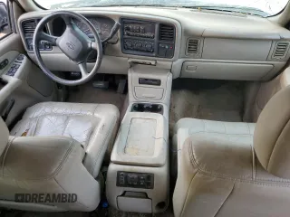 2002 Chevrolet Tahoe LS with VIN 1GNEC13Z42J157886, listed as a Copart auction lot 70783934 with 228,579 mi miles and Non Repairable. Bid and sale history available at carsss.com. Image 8.