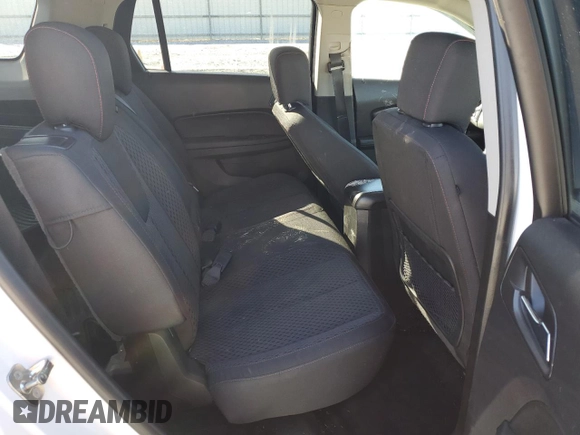 2014 GMC Terrain SLE with VIN 2GKFLVEKXE6102689, listed as a Copart auction lot 47861335 with 137,210 mi miles and Clean Title. Bid and sale history available at carsss.com. Image 11.