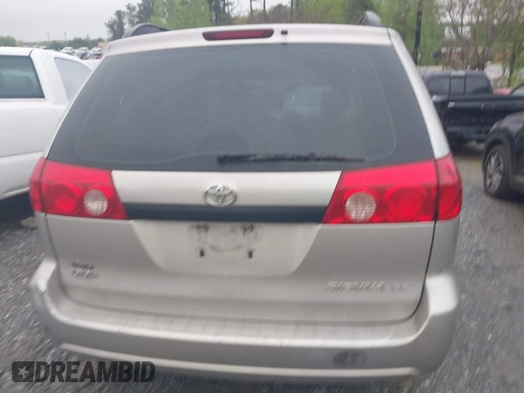 2006 Toyota Sienna CE with VIN 5TDZA23C16S557267, listed as a IAAI auction lot 41976547 with 256,192 mi miles. Bid and sale history available at carsss.com. Image 16.
