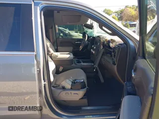 2022 GMC Sierra 1500 Limited SLT with VIN 1GTU9DET6NZ205052, listed as a IAAI auction lot 40565931 with 43,173 mi miles. Bid and sale history available at carsss.com. Image 5.