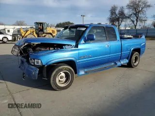 1998 Dodge 1500 with VIN 3B7HC13Y1WG216526, listed as a Copart auction lot 46367075 with 209,668 mi miles and Salvage Title. Bid and sale history available at DreamBid. Image 1.