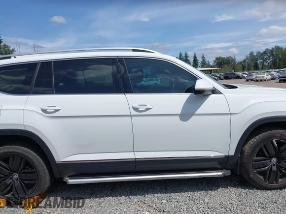 2019 Volkswagen Atlas SEL Premium с VIN 1V2NR2CAXKC622911, выставлен на аукционе IAAI как лот 42582636 с пробегом 171 431 миль миль и . История ставок и продаж доступна на DreamBid. Изображение 13.