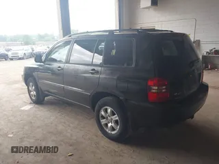 2001 Toyota Highlander z VIN JTEHF21A810020322, wystawiony jako IAAI lot #42472956 z przebiegiem 210 050 mil mil oraz . Historia ofert i sprzedaży dostępna na DreamBid. Obrazek 3.