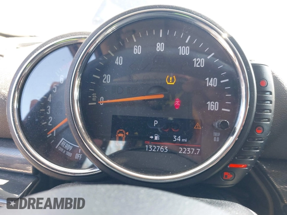 2016 MINI Clubman z VIN WMWLN5C57G2E29251, wystawiony jako IAAI lot #41878076 z przebiegiem 132 763 mil mil oraz . Historia ofert i sprzedaży dostępna na DreamBid. Obrazek 7.