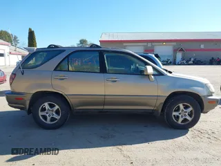 2000 Lexus RX 300 with VIN JT6HF10UXY0137749, listed as a IAAI auction lot 41993563 with 161,996 mi miles and . Bid and sale history available at DreamBid. Image 14.
