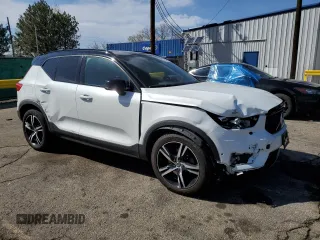 2019 Volvo XC40 Momentum с VIN YV4162XZ8K2006393, выставлен на аукционе Copart как лот 53509605 с пробегом 81 946 миль миль и Списание • Salvage title. История ставок и продаж доступна на DreamBid. Изображение 4.