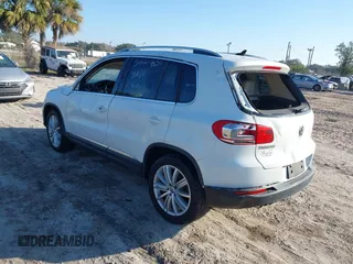2015 Volkswagen Tiguan SE with VIN WVGAV7AX5FW600170, listed as a IAAI auction lot 41460660 with Not provided miles and . Bid and sale history available at DreamBid. Image 3.