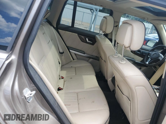 2015 Mercedes-Benz GLK 350 with VIN WDCGG5HB9FG344255, listed as a Copart auction lot 68903914 with 120,113 mi miles and Salvage Title. Bid and sale history available at DreamBid. Image 10.