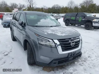 2022 Nissan Pathfinder SV with VIN 5N1DR3BC8NC224473, listed as a IAAI auction lot 41595982 with 77,604 mi miles. Bid and sale history available at carsss.com. Image 1.