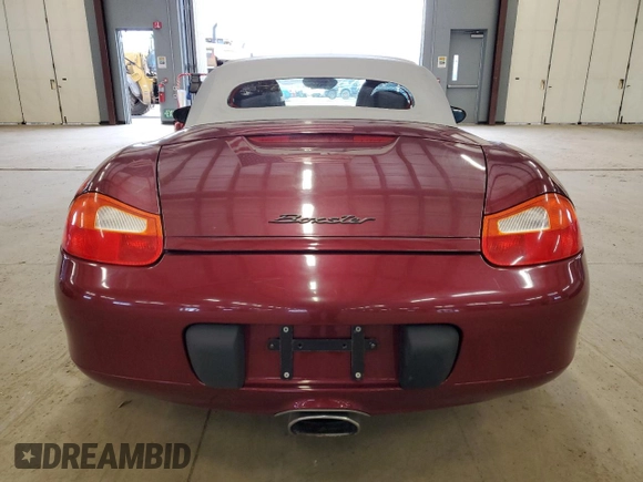1999 Porsche Boxster z VIN WP0CA298XXU626611, wystawiony jako Copart lot #50950385 z przebiegiem 101 051 mil mil oraz Czysty tytuł • Clean title. Historia ofert i sprzedaży dostępna na DreamBid. Obrazek 6.