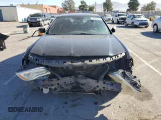 2012 Chrysler 300 with VIN 2C3CCAAG9CH201079, listed as a Copart auction lot 80343504 with 137,593 mi miles and Salvage Title. Bid and sale history available at DreamBid. Image 5.