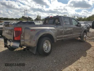 2021 Ford F-450 XL with VIN 1FT8W4DT8MED70361, listed as a Copart auction lot 77518704 with 216,040 mi miles and Salvage Title. Bid and sale history available at carsss.com. Image 3.