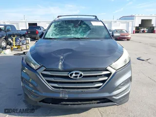 2016 Hyundai Tucson SE with VIN KM8J33A44GU209299, listed as a IAAI auction lot 41793611 with 42,417 mi miles. Bid and sale history available at carsss.com. Image 12.