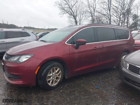 2020 Chrysler Voyager LXI with VIN 2C4RC1DG1LR260557, listed as a IAAI auction lot 41767908 with NaN miles. Bid and sale history available at carsss.com. Image 14.
