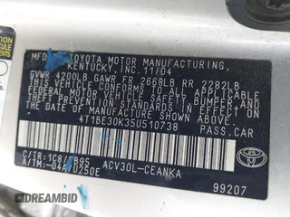 2005 Toyota Camry LE z VIN 4T1BE30K35U510738, wystawiony jako IAAI lot #42275360 z przebiegiem 184 054 mil mil oraz . Historia ofert i sprzedaży dostępna na DreamBid. Obrazek 9.