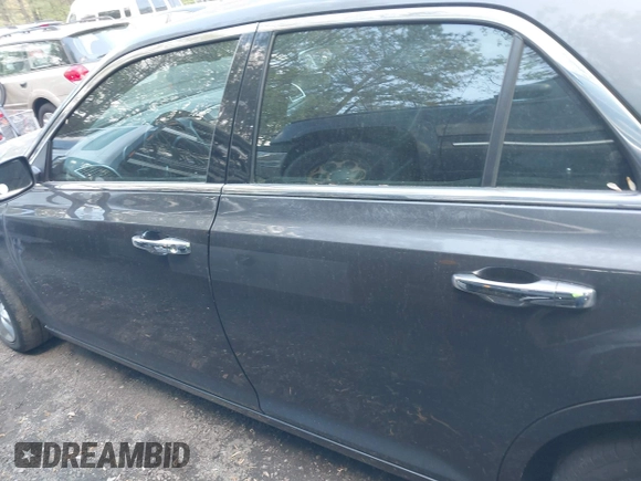 2017 Chrysler 300 C with VIN 2C3CCAEG2HH588009, listed as a IAAI auction lot 42035609 with 204,795 mi miles and . Bid and sale history available at DreamBid. Image 14.