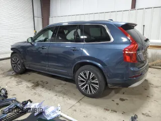 2022 Volvo XC90 Momentum with VIN YV4A221K2N1777983, listed as a Copart auction lot 44612795 with 27,763 mi miles and Salvage title. Bid and sale history available at DreamBid. Image 2.