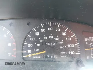 1997 Toyota 4Runner SR5 с VIN JT3GN86R0V0025626, выставлен на аукционе IAAI как лот 42303710 с пробегом 174 320 миль миль и . История ставок и продаж доступна на DreamBid. Изображение 7.