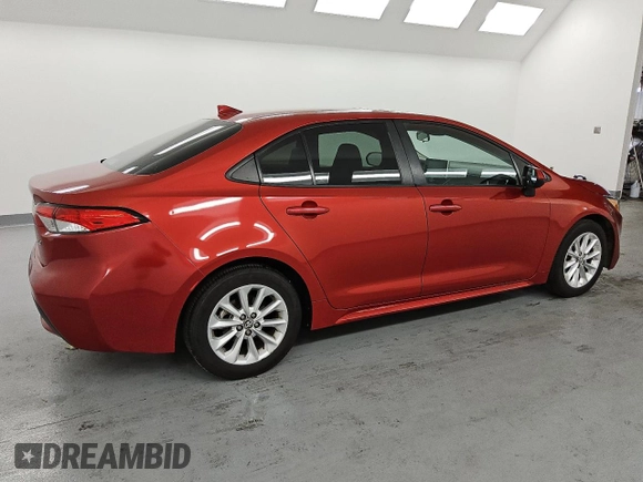 2020 Toyota Corolla LE with VIN 5YFHPRAEXLP020747, listed as a Copart auction lot 53922555 with 104,534 mi miles and Clean Title. Bid and sale history available at carsss.com. Image 3.
