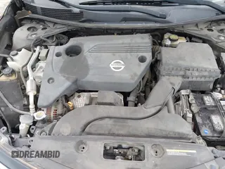 2013 Nissan Altima SV with VIN 1N4AL3AP0DC287021, listed as a IAAI auction lot 42177444 with 163,462 mi miles and . Bid and sale history available at carsss.com. Image 10.