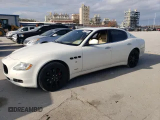 2009 Maserati Quattroporte z VIN ZAMFK39A090044915, wystawiony jako Copart lot #44099605 z przebiegiem 68 642 mil mil oraz Szkody całkowita. Historia ofert i sprzedaży dostępna na DreamBid. Obrazek 1.