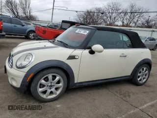 2010 MINI Convertible with VIN WMWMR3C56ATZ19689, listed as a Copart auction lot 45427705 with 134,319 mi miles and Clean Title. Bid and sale history available at DreamBid. Image 1.