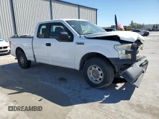 2015 Ford F-150 XL with VIN 1FTEX1CF5FKE34886, listed as a Copart auction lot 47981875 with 341,002 mi miles and Salvage Title. Bid and sale history available at carsss.com. Image 4.