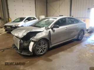 2024 Kia Forte GT-Line with VIN 3KPF54AD6RE720878, listed as a Copart auction lot 50025395 with 13,825 mi miles and Salvage Title. Bid and sale history available at carsss.com. Image 1.