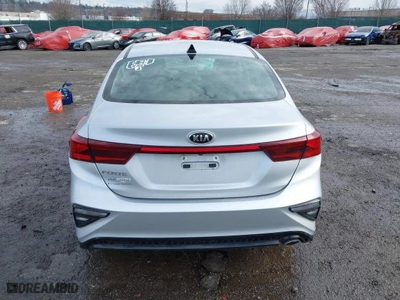 2019 Kia Forte LXS with VIN 3KPF24AD0KE131548, listed as a IAAI auction lot 41811241 with 51,664 mi miles. Bid and sale history available at carsss.com. Image 16.