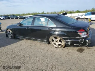 2009 Mercedes-Benz S-Class 5.5L V8 with VIN WDDNG71X79A245980, listed as a Copart auction lot 48012025 with 128,222 mi miles and Salvage Title. Bid and sale history available at carsss.com. Image 2.