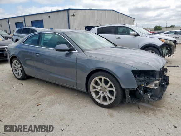 2012 Audi A5 Premium Plus z VIN WAULFAFR6CA030932, wystawiony jako Copart lot #55845575 z przebiegiem 99 283 mil mil oraz Szkoda całkowita • Salvage title. Historia ofert i sprzedaży dostępna na DreamBid. Obrazek 4.