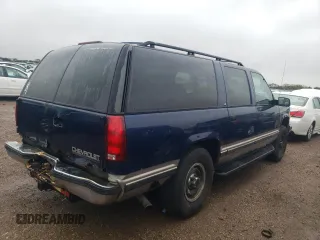 1999 Chevrolet Suburban with VIN 1GNFK16R0XJ508397, listed as a Copart auction lot 71629294 with 192,289 mi miles and Salvage Title. Bid and sale history available at carsss.com. Image 3.
