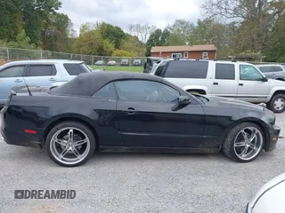 2013 Ford Mustang V6 with VIN 1ZVBP8EM3D5211391, listed as a IAAI auction lot 40585527 with 203,555 mi miles and . Bid and sale history available at DreamBid. Image 14.