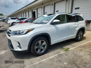 2017 Toyota Highlander Limited with VIN 5TDYZRFH1HS227670, listed as a Copart auction lot 62749185 with 90,602 mi miles and Salvage title. Bid and sale history available at DreamBid. Image 1.