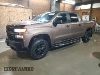 2019 Chevrolet Silverado 1500 Custom Trail Boss with VIN 3GCPYCEF2KG220731, listed as a Copart auction lot 47949865 with 74,962 mi miles and Salvage Title. Bid and sale history available at carsss.com. Image 1.