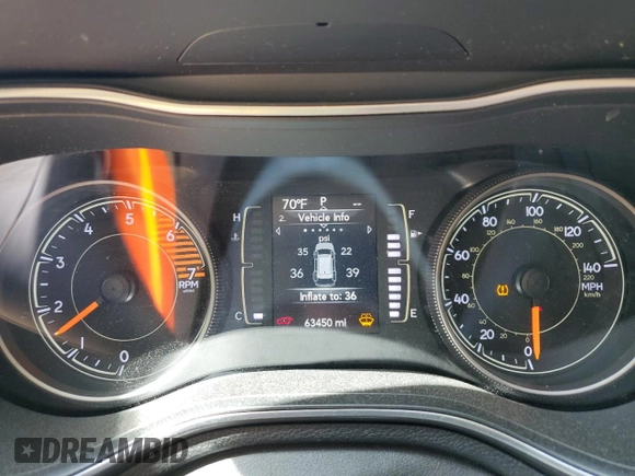 2019 Jeep Cherokee Latitude Plus z VIN 1C4PJLLN0KD151937, wystawiony jako Copart lot #53738255 z przebiegiem 63 450 mil mil oraz Szkoda całkowita • Salvage title. Historia ofert i sprzedaży dostępna na DreamBid. Obrazek 9.
