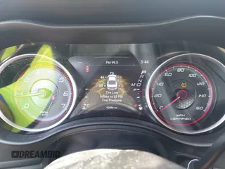 2021 Dodge Charger Police z VIN 2C3CDXAT3MH578330, wystawiony jako IAAI lot #42604008 z przebiegiem 92 856 mil mil oraz . Historia ofert i sprzedaży dostępna na DreamBid. Obrazek 7.