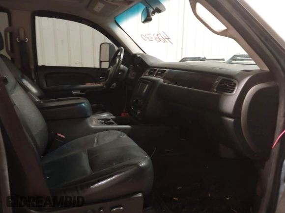 2007 GMC Sierra 1500 with VIN 2GTEK13Y671700496, listed as a IAAI auction lot 41233730 with 225,186 mi miles and . Bid and sale history available at DreamBid. Image 5.