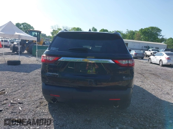 2019 Chevrolet Traverse LT Cloth z VIN 1GNERGKW3KJ292477, wystawiony jako IAAI lot #42123155 z przebiegiem 102 233 mil mil oraz . Historia ofert i sprzedaży dostępna na DreamBid. Obrazek 16.