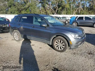 2019 Volkswagen Tiguan S with VIN 3VV1B7AX7KM009136, listed as a Copart auction lot 87463224 with 123,866 mi miles and Non Repairable. Bid and sale history available at carsss.com. Image 4.