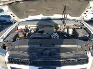 2007 Chevrolet Avalanche LTZ with VIN 3GNEC12J87G109246, listed as a IAAI auction lot 41989146 with 171,005 mi miles and . Bid and sale history available at DreamBid. Image 10.
